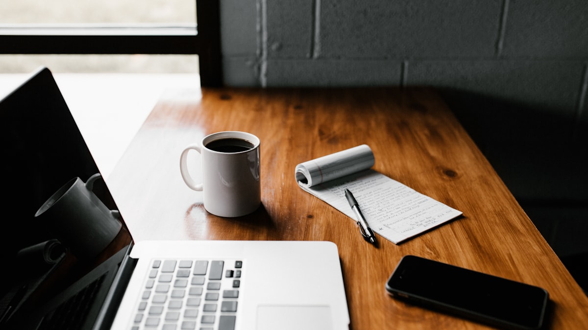 Mi agente IA publica 2 posts al día en mi blog — 40 días de datos reales
